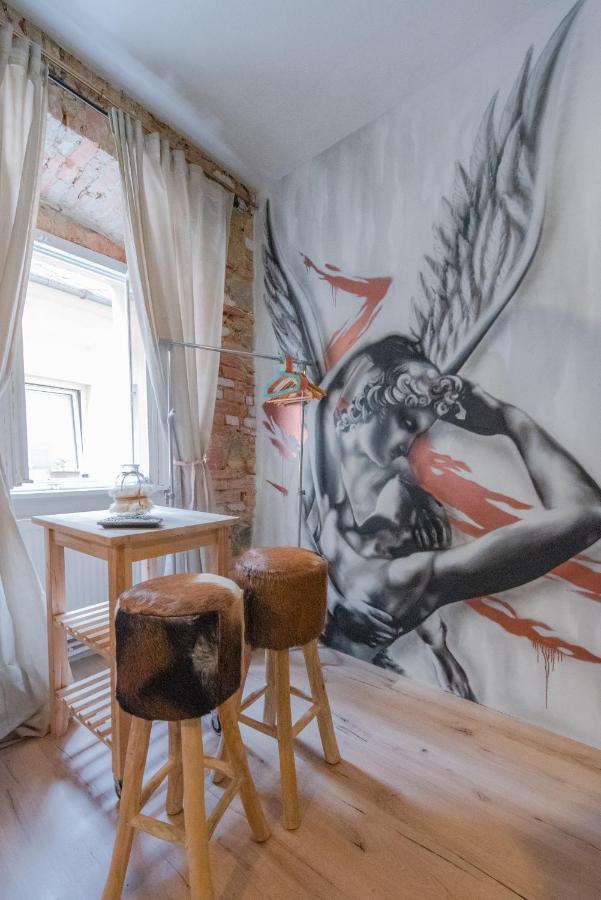 Accommodation At The Zeus Apartment Bratislava Bagian luar foto